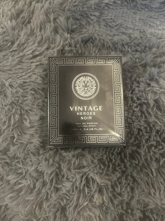 Vintage hero Noir