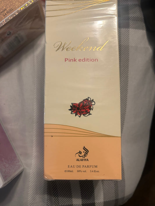 weekend pink
